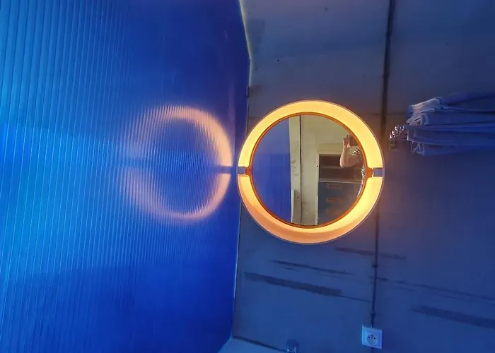 Un Loft Original Au Milieu Des Vignes Сasa de vacaciones *