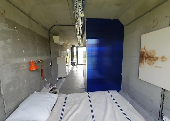 Un Loft Original Au Milieu Des Vignes Сasa de vacaciones Lugasson